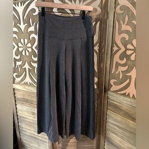 Garnett Hill Wide Leg Pleated Comfort Trousers Tencel Lyocell/Spandex Blend